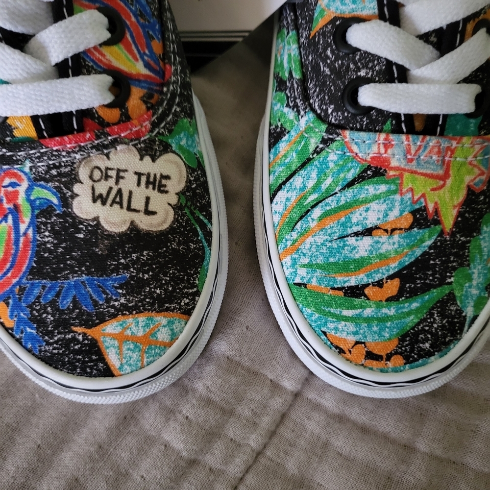 Vans Authentic Crayola Women Van Doren VNOA5KRDARF (2021) - Picture 4 of 8